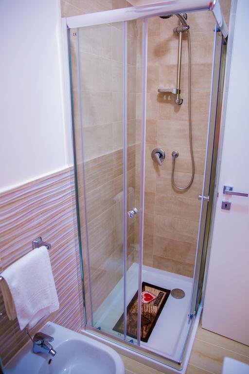 Gleda Rooms In The Square Pompeia Exterior foto