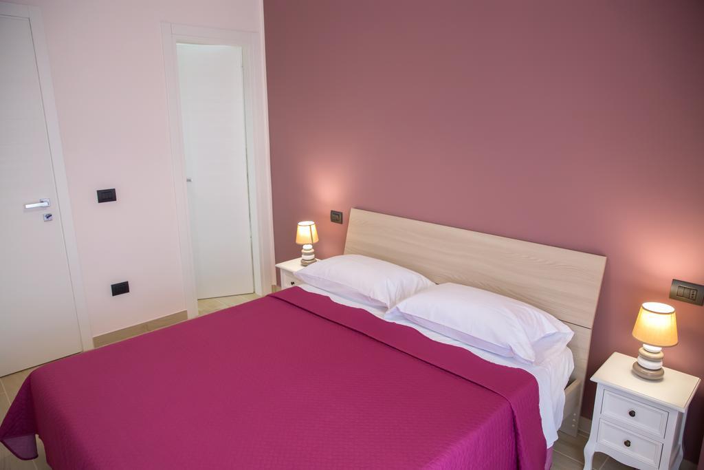 Gleda Rooms In The Square Pompeia Quarto foto